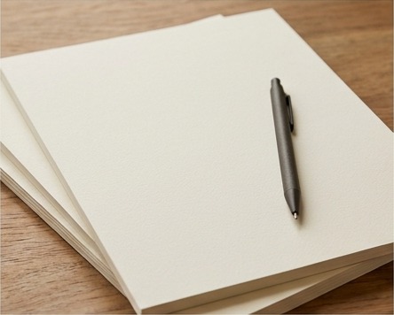 AI illustration of a blank licensing document and pen